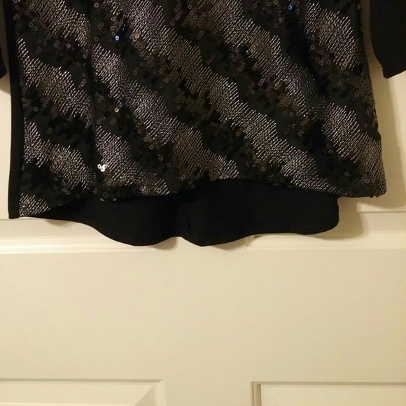 Fesitive Black Sparkling Top - Picture 5 of 5